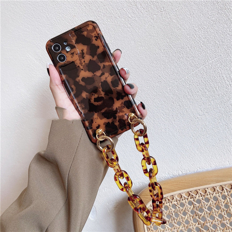 Retro Luxury Amber Leopard Print Wrist Chain Phone Case For iPhone